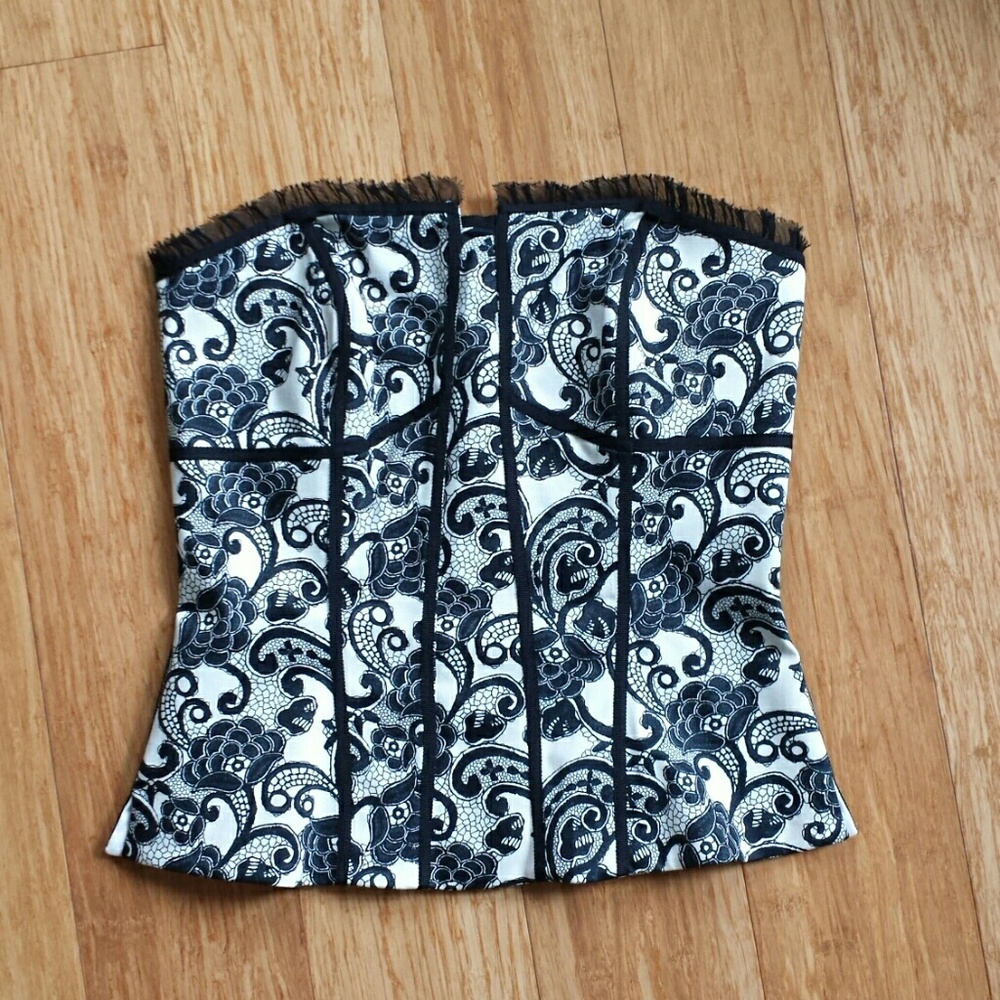 Lace print corset